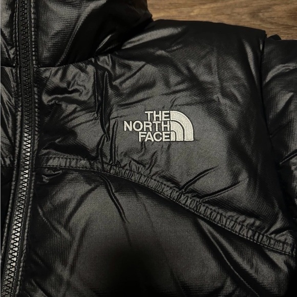 The North Face Women’s 2000 Retro Nuptse Jacket Black Size: Medium NWT - Picture 4 of 14